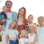 Celebridades lanzan campaña de GoFoundMe para ayudar a la familia de James Van Der Beekt