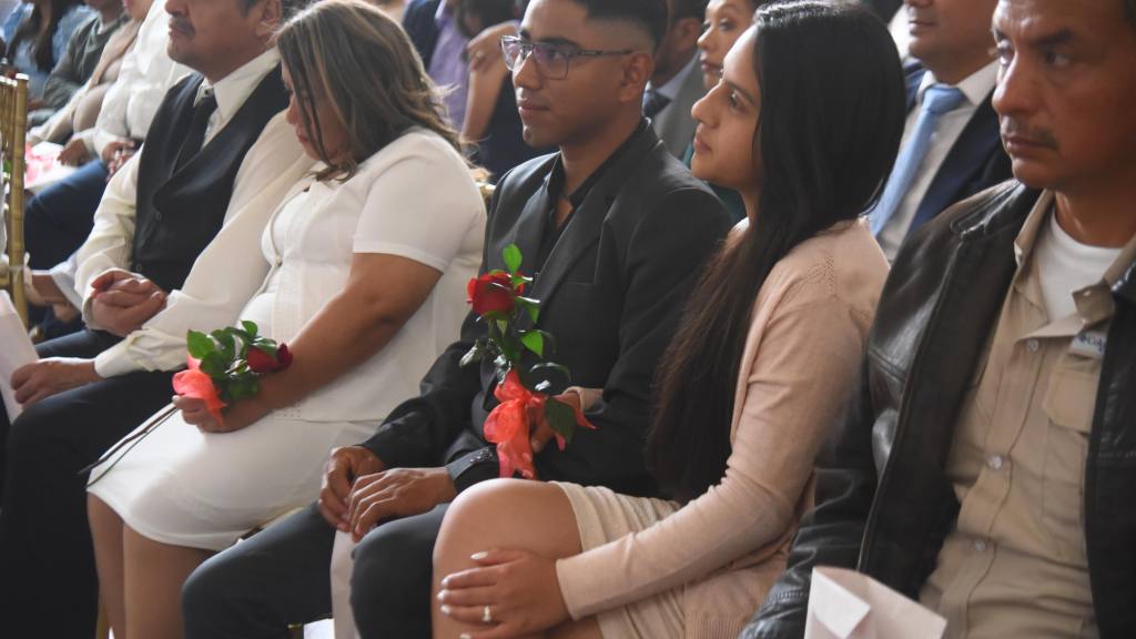 50 parejas se casan en boda colectiva antes de San Valentín | Omar Solís/Emisoras Unidas