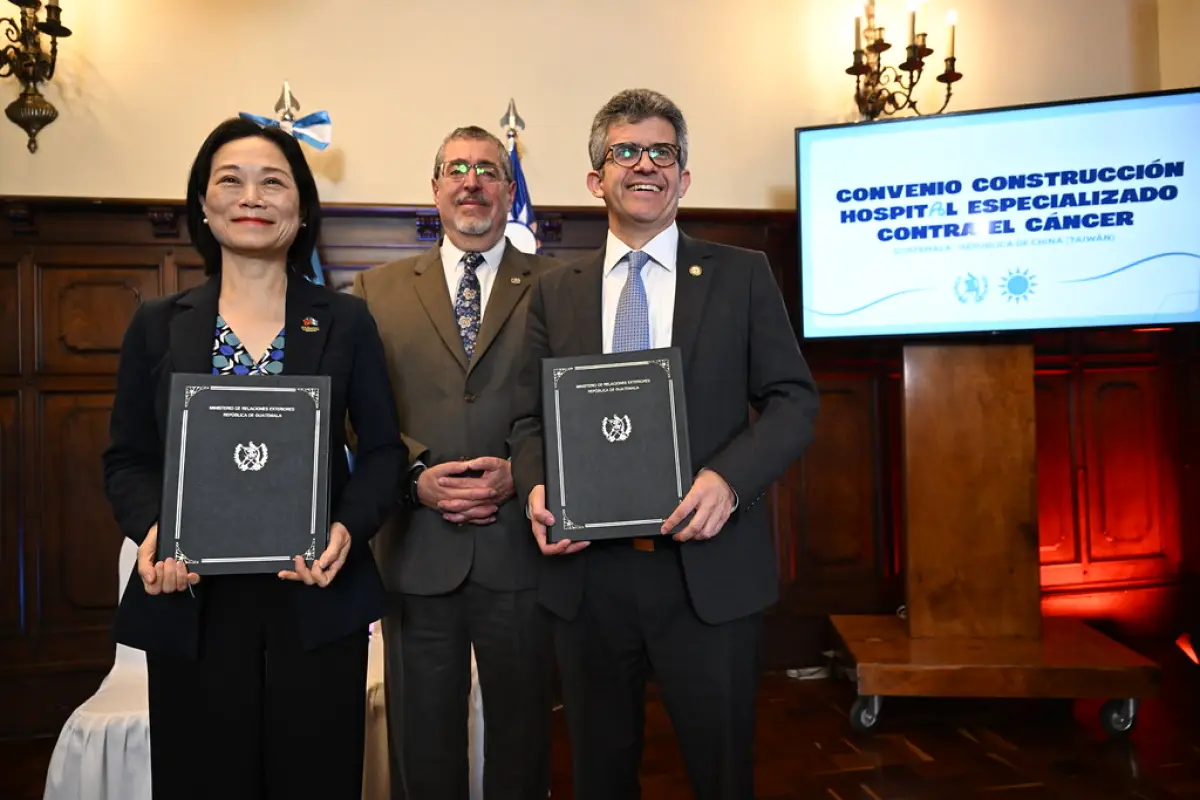 Presidente Bernardo Arévalo participó en la firma del Convenio de Construcción del Hospital Especializado contra el Cáncer entre MSPAS y la Embajada de China (Taiwán) , Foto SCSP