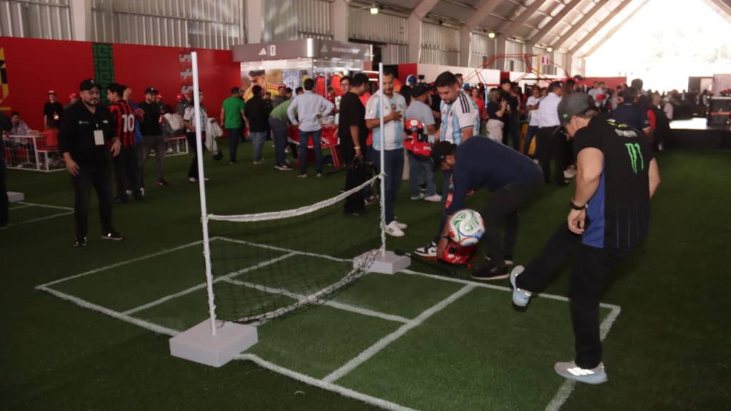 Tour del Trofeo de la Copa Mundial de la FIFA™ | Alejandro Meoño