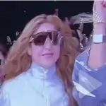 Destrozan a influencer salvadoreña por su conducta en la caminata con Shakira en El Salvadort