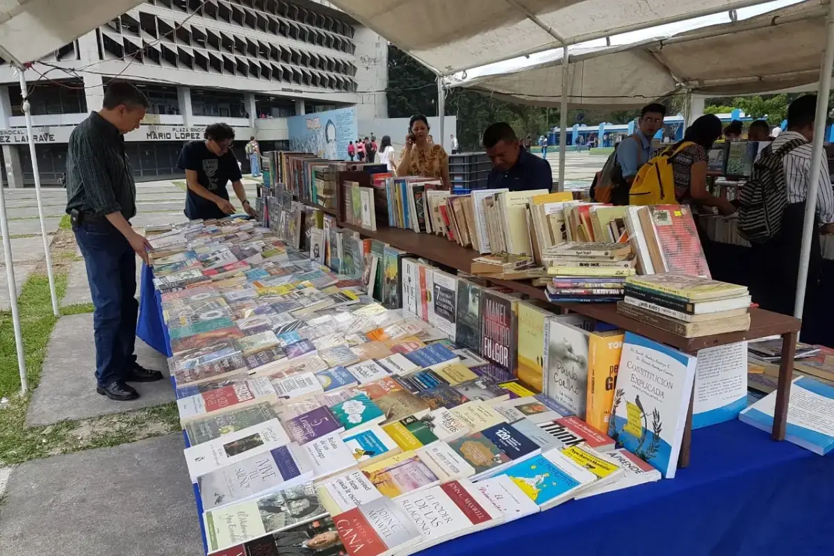 Feria del Libro USAC, USAC