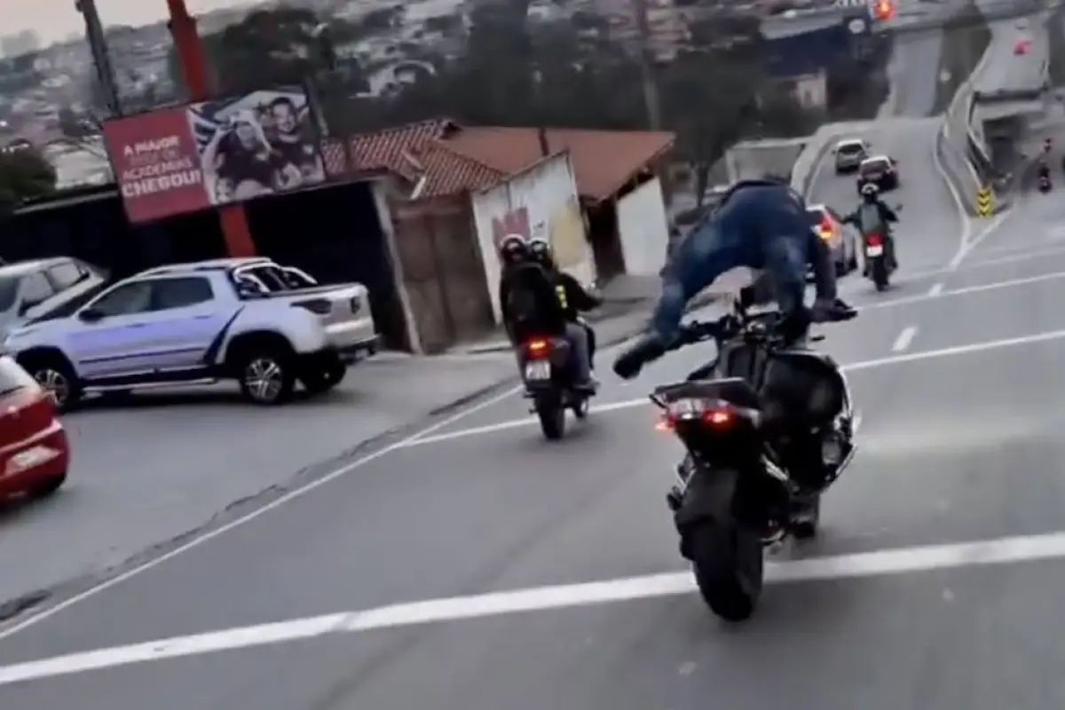 Maniobra extrema sale mal., Captura de pantalla video de X.