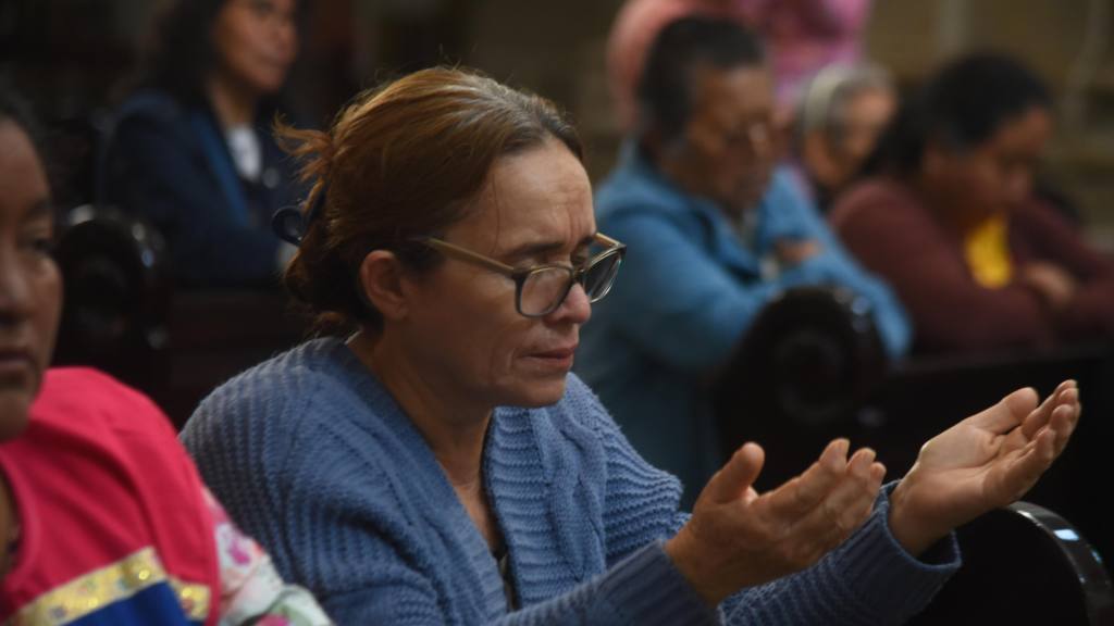Fieles católicos en iglesias de Guatemala, el miércoles de ceniza de 2026 | Omar Solís/Emisoras Unidas