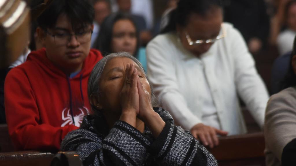 Fieles católicos en iglesias de Guatemala, el miércoles de ceniza de 2026 | Omar Solís/Emisoras Unidas
