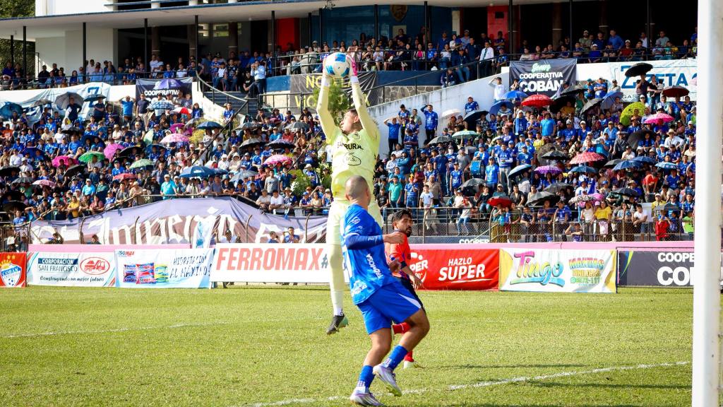 Clausura 2026: Cobán Imperial vs. Municipal | Anibal Pop