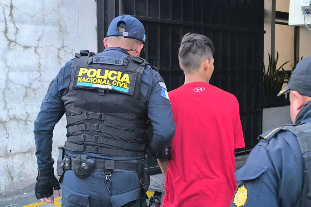 Gerson Estuardo Hernández Barrientos fue trasladado a la Torre de Tribunales. , Foto PNC