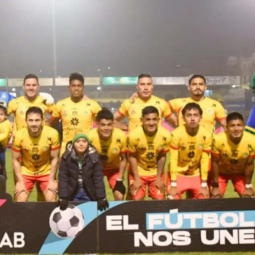 Marquense recibió esta noche a Mixco en el estadio Marquesa de la Ensenada 
