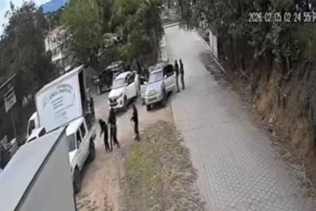 Ataque de comando armado a vivienda en Izabal queda captado en video., Captura de pantalla video de Facebook.