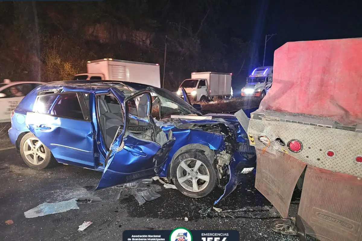 ., Bomberos Municipales Departamentales