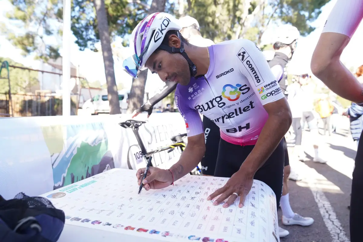 Sergio Chumil durante el Tour de Omán 2026 - Burgos BH