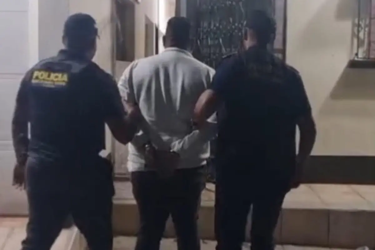 El hombre fue entregado a la PNC de Guatemala por autoridades de El Salvador., PNC de Guatemala.