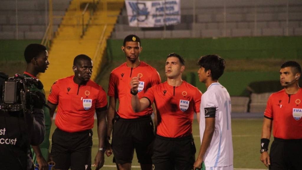 Premundial Sub-17: Granada vs. Guatemala  | Alex Meoño 