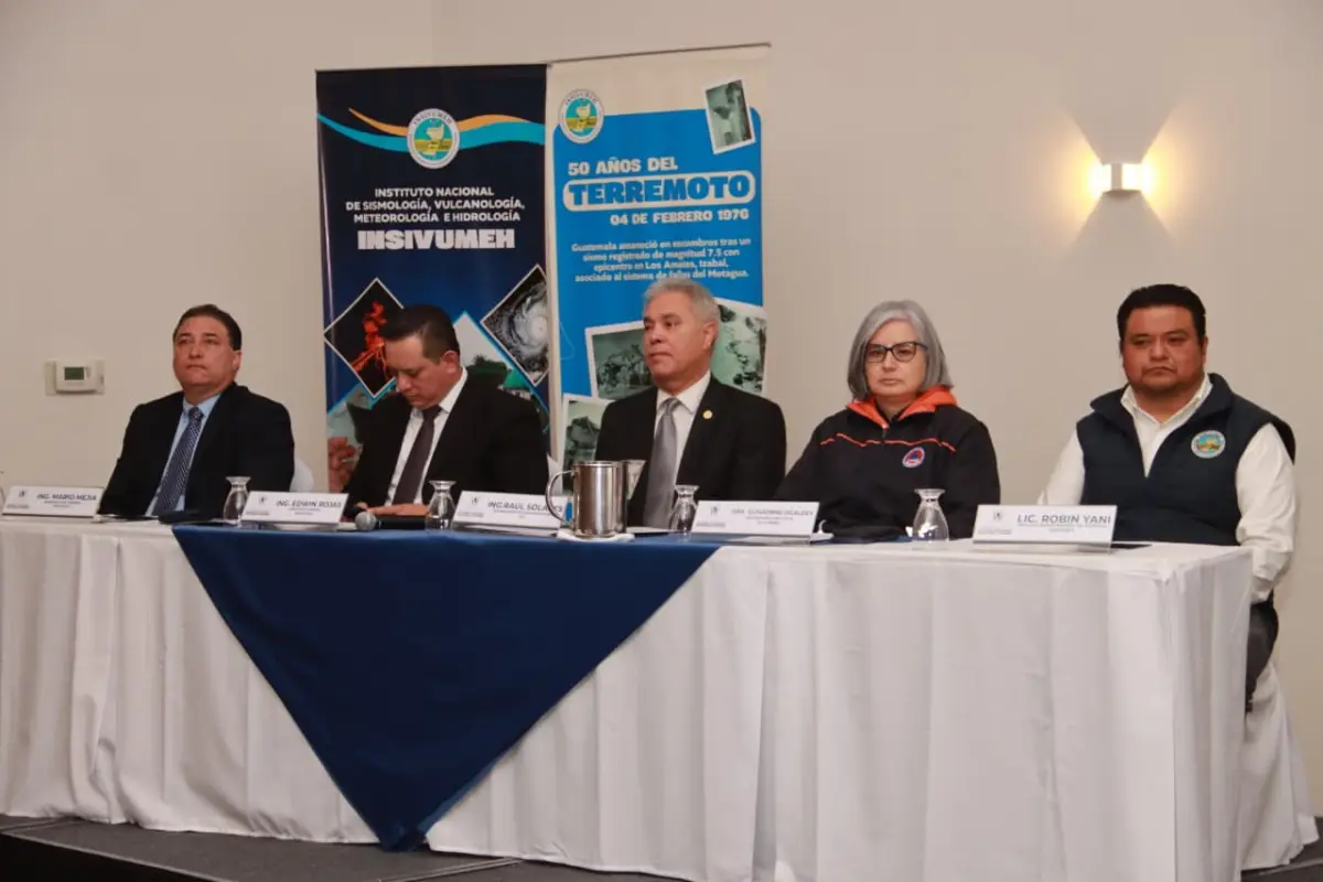 Las autoridades del Insivumeh, la Conred y otras instituciones presentan el contexto histórico y la evolución de la gestión del riesgo sísmico., Alex Meoño/Emisoras Unidas