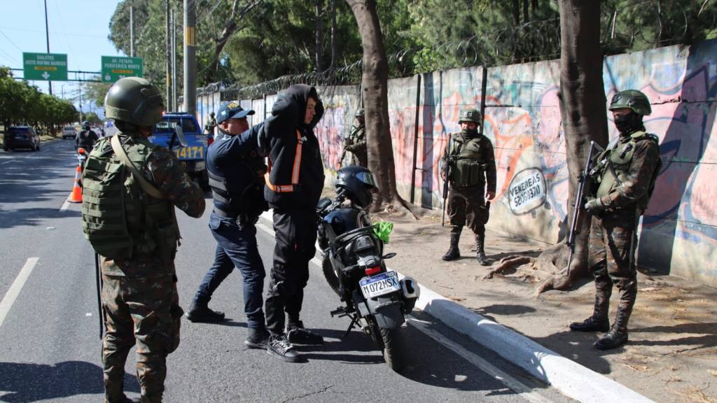 Continúan operativos de la PNC por el Estado de Sitio | PNC de Guatemala