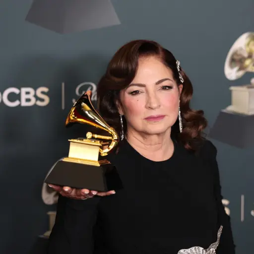 Gloria Estefan ,Redes sociales