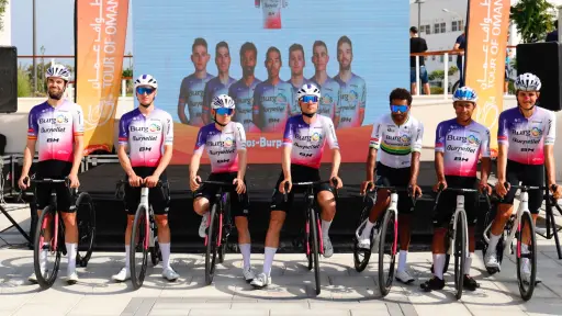 Sergio Chumil destaca en la segunda etapa del Tour de Omán