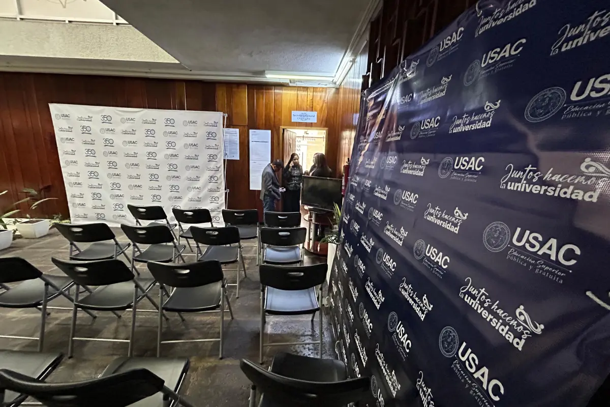 Sede en la Usac donde se recibieron expedientes de aspirantes a magistrados de la Corte de Constitucionalidad designados por el Consejo Superior Universitario., Omar Solís/Emisoras Unidas