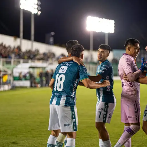 Celebración de Antigua GFC ante el Deportivo Guastatoya - Antigua GFC