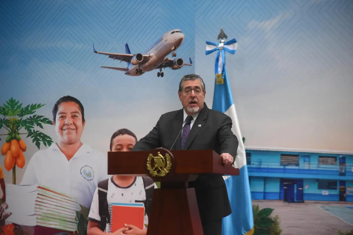 El presidente Bernardo Arévalo durante la conferencia de prensa "La Ronda", el miércoles 25 de febrero de 2026., Omar Solís/Emisoras Unidas