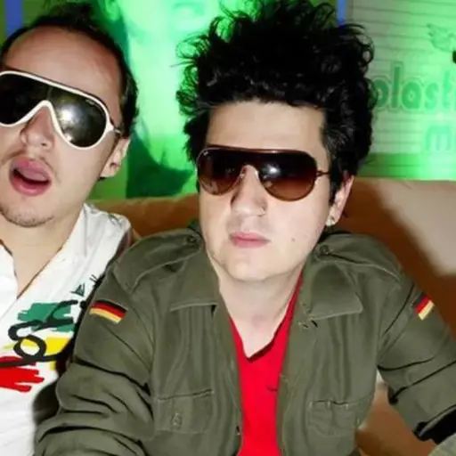 Plastilina Mosh ,Redes sociales