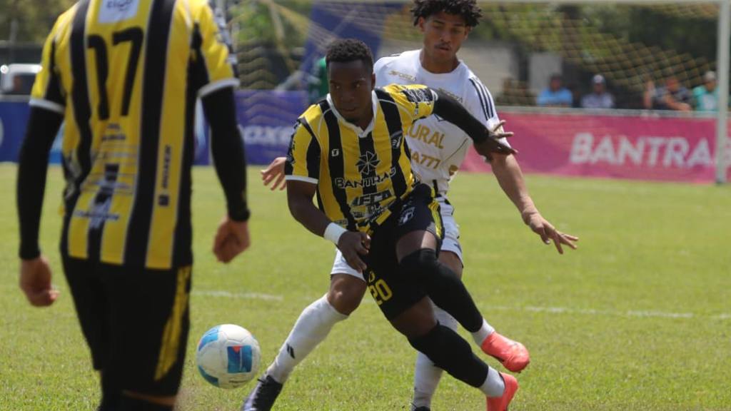 Aurora vs. Comunicaciones - Jornada 8 Clausura 2026 | Alex Meoño