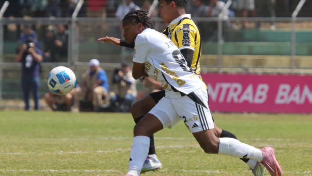 Aurora vs. Comunicaciones - Jornada 8 Clausura 2026 | Alex Meoño