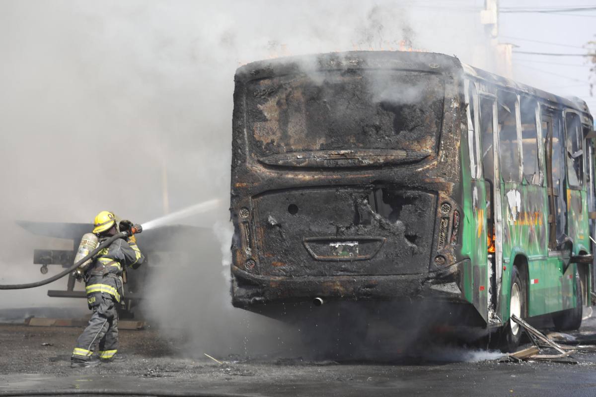 Cancelan vuelos internacionales en Puerto Vallarta