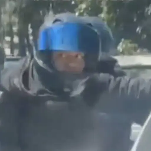 Intento de asalto con disparo al aire queda grabado en video. ,Captura de pantalla video de X.