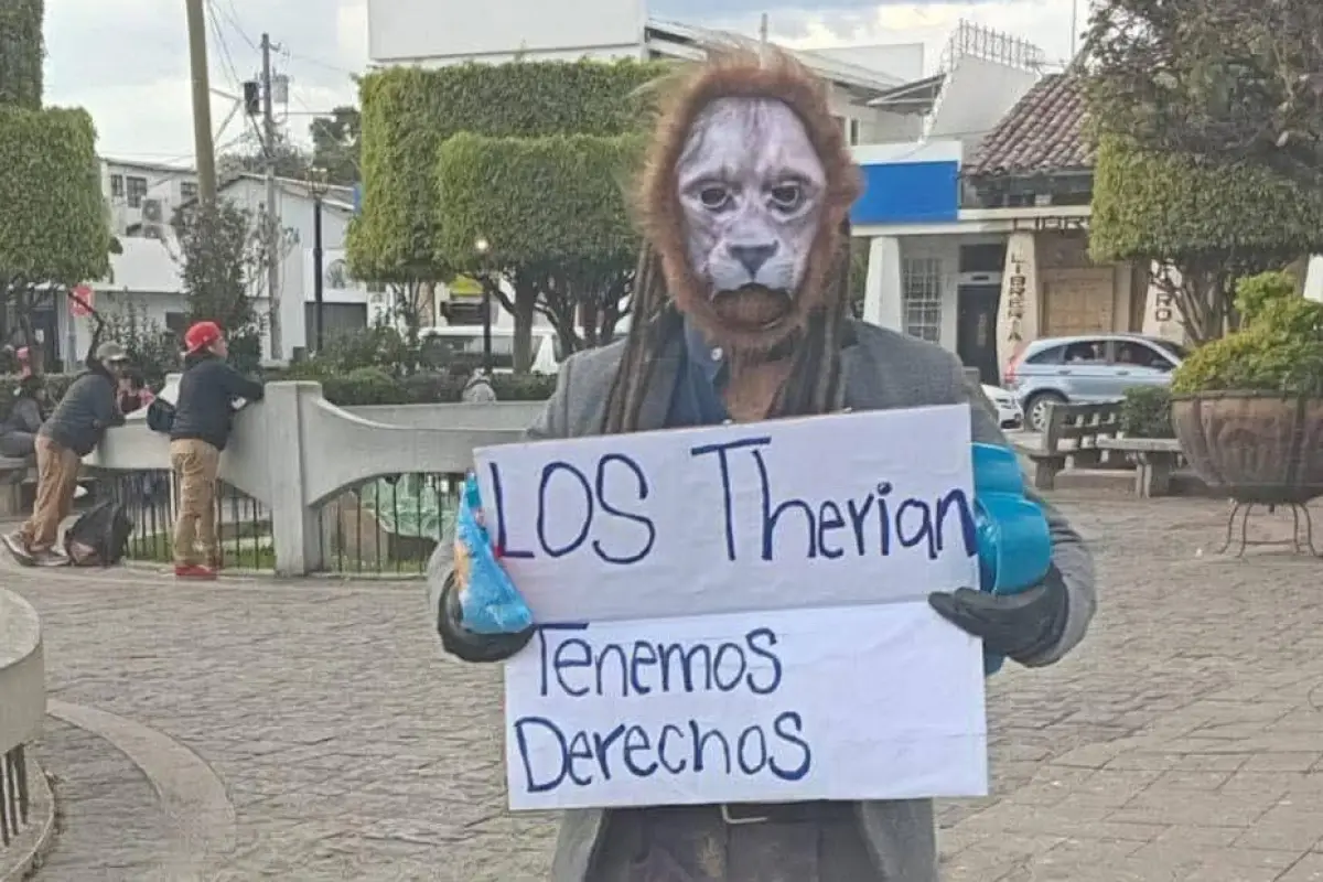Therian desalojado de parque en Huehuetenango, X
