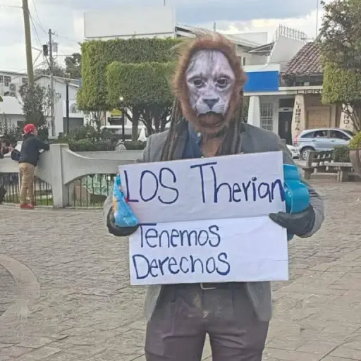 Therian desalojado de parque en Huehuetenango ,X