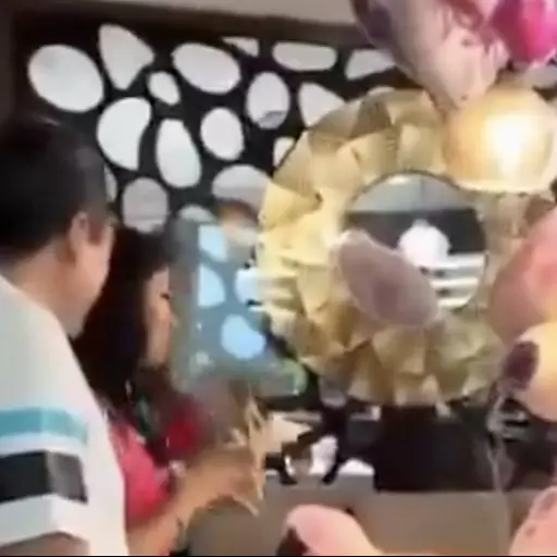 Regalo de un alcalde a su esposa provoca controversia. ,Captura de pantalla video de X.