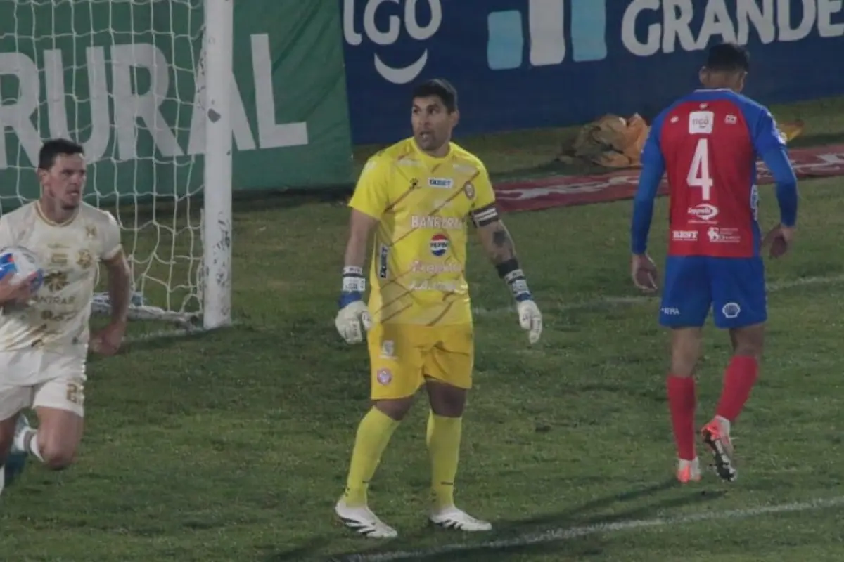 Rubén Darío Silva se pierde al menos tres partidos con el Xelajú debido a una lesión 