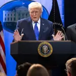 Trump anuncia que impondrá arancel global del 10 %, amparado en una nueva leyt