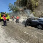 El incendio ocurrió en el ascenso hacia Vista Hermosa IV, zona 16. ,Bomberos Municipales. 