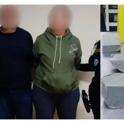 Pareja de canadienses capturada en aeropuerto La Aurora por trasladar jade. ,