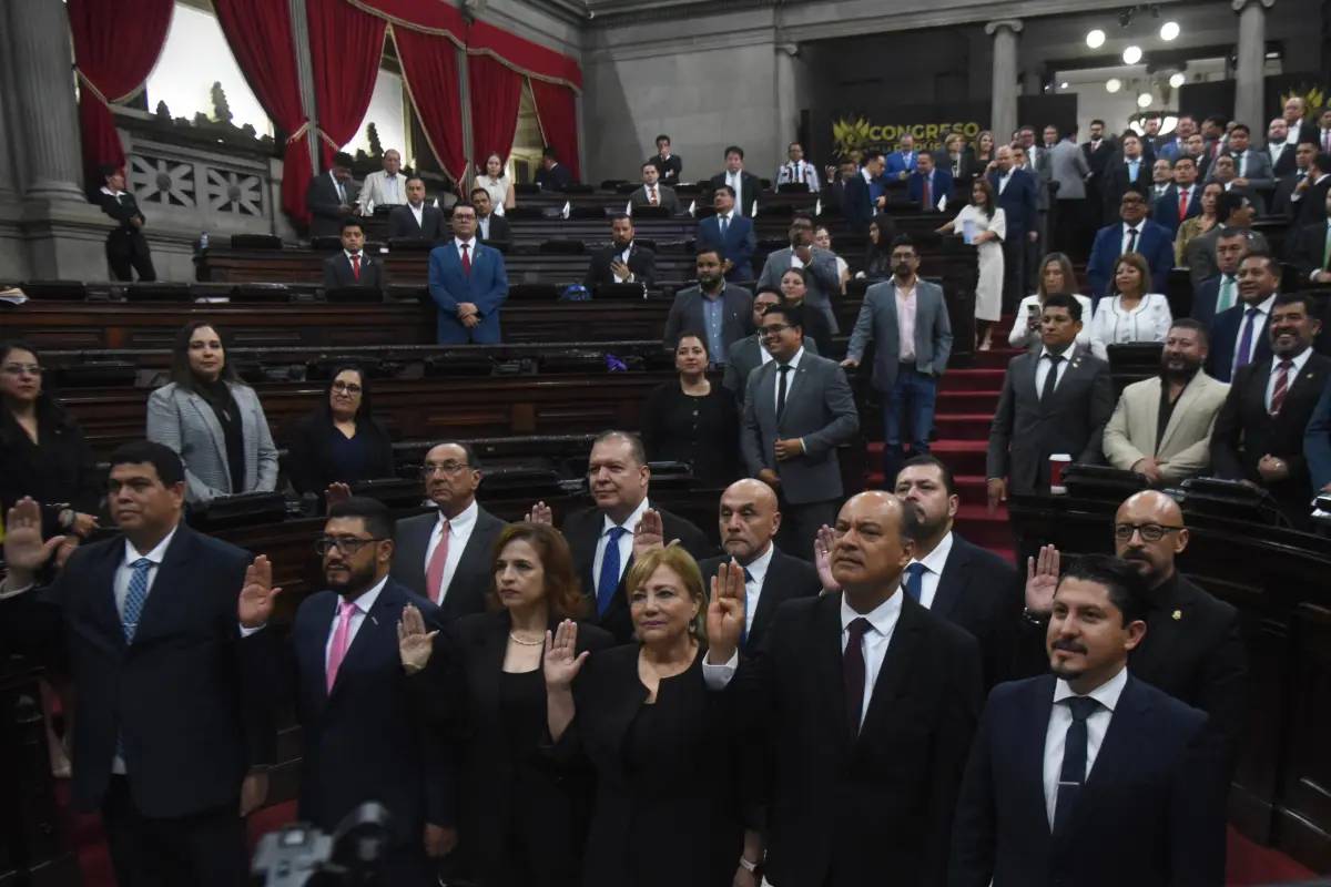 Los magistrados del Tribunal Supremo Electoral (TSE) electos para el periódo 2026-2032., Omar Solís/Emisoras Unidas