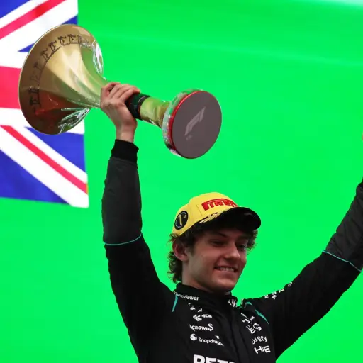 Andrea Kimi Antonelli logra histórico triunfo en el GP de China - EFE