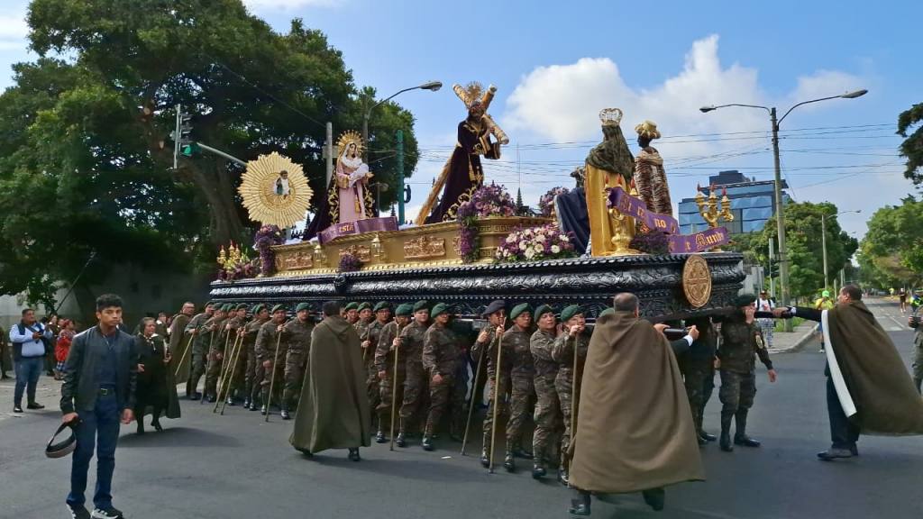 Jesús Nazareno de la Misericordia llena de fe y devoción la capital | Alex Meoño