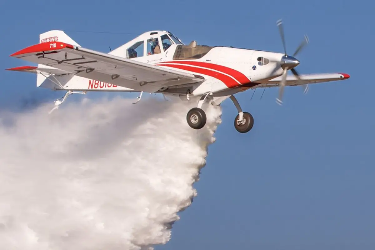 Los aviones que se comprarán tienen capacidad para cargar 710 litros de agua, según el fabricante., Thrush Aircraft