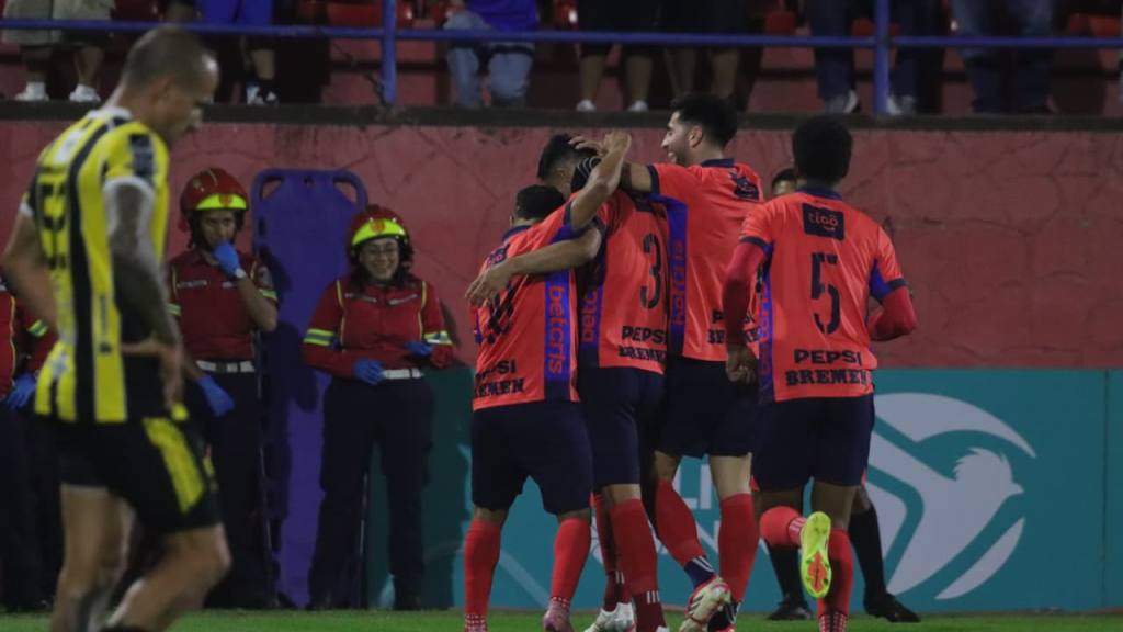 Clausura 2026: Municipal vs. Aurora  | Alex Meoño