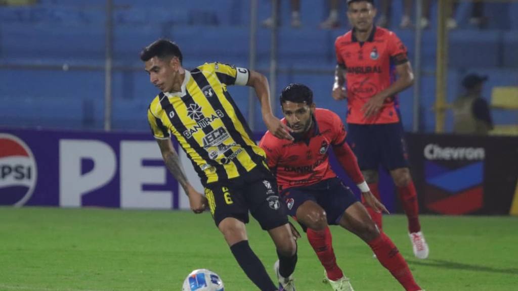 Clausura 2026: Municipal vs. Aurora  | Alex Meoño