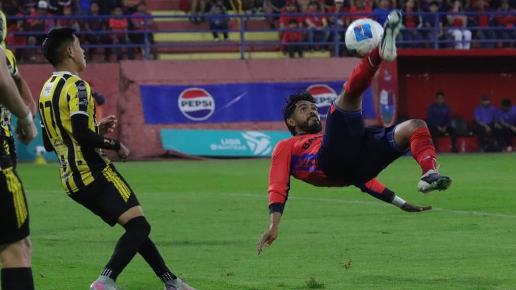 Clausura 2026: Municipal vs. Aurora  | Alex Meoño