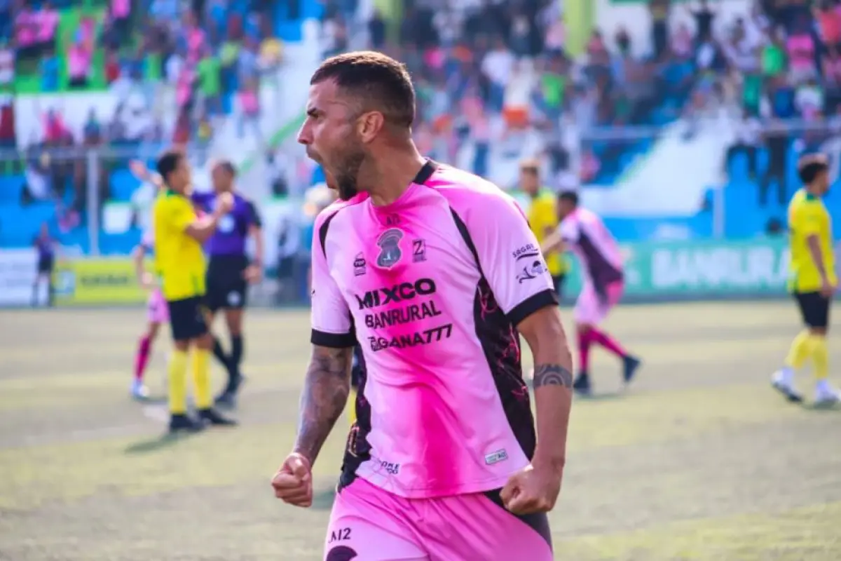 Nicolás Martínez es uno de los goleadores de la Liga Nacional 