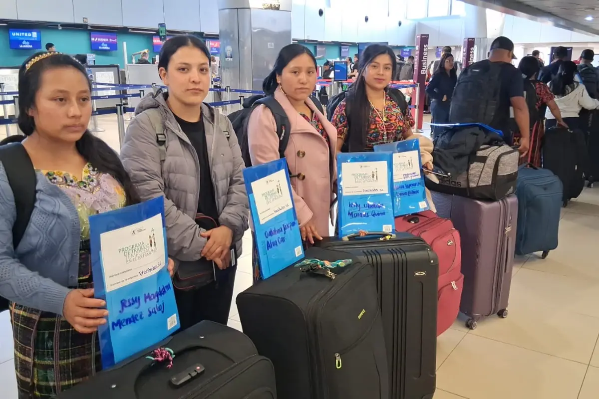 49 guatemaltecos  viajaron por primera vez hacia la provincia de Huelva, España., Foto Ministerio de Trabajo