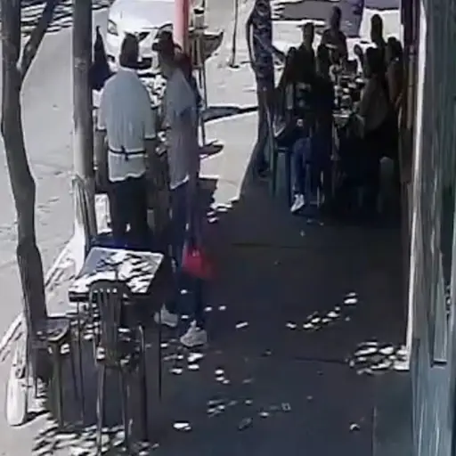 Asalto en negocio de la zona 3. ,Captura de pantalla video de X.