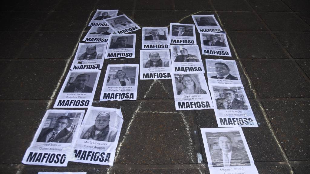 Plantón frente a la CSJ para rechazar a candidatos a fiscal general con señalamientos | Omar Solís/EU