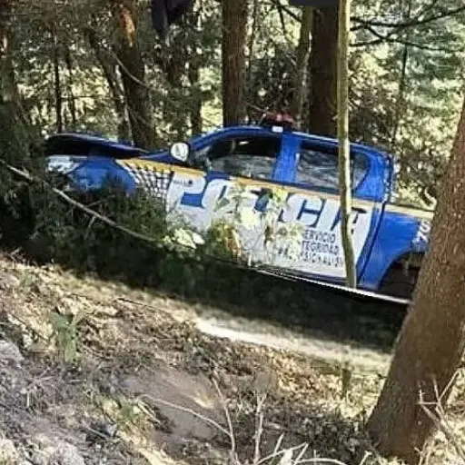 El vehículo de la PNC cayó a un barranco en San Marcos. ,Bomberos Municipales Departamentales