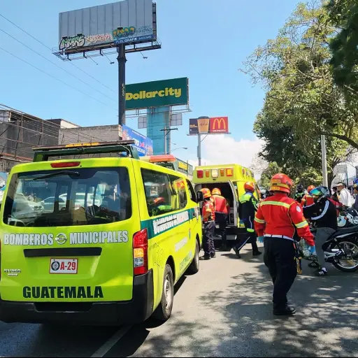 . ,Bomberos Municipales
