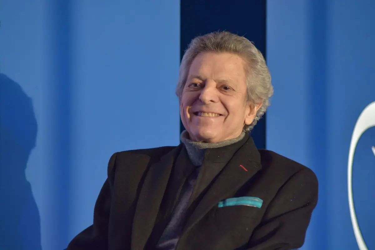 César Bono, Instagram